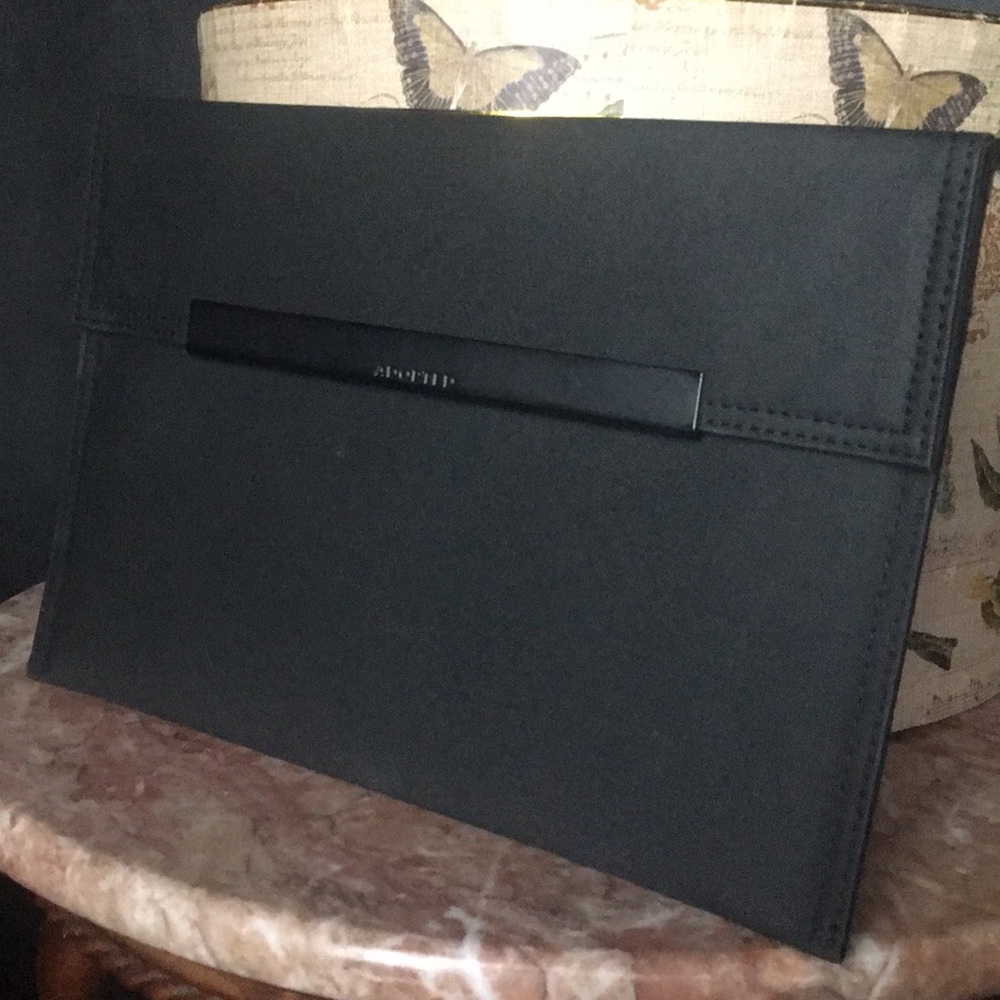 New*Adopted Soho Tablet Sleeve